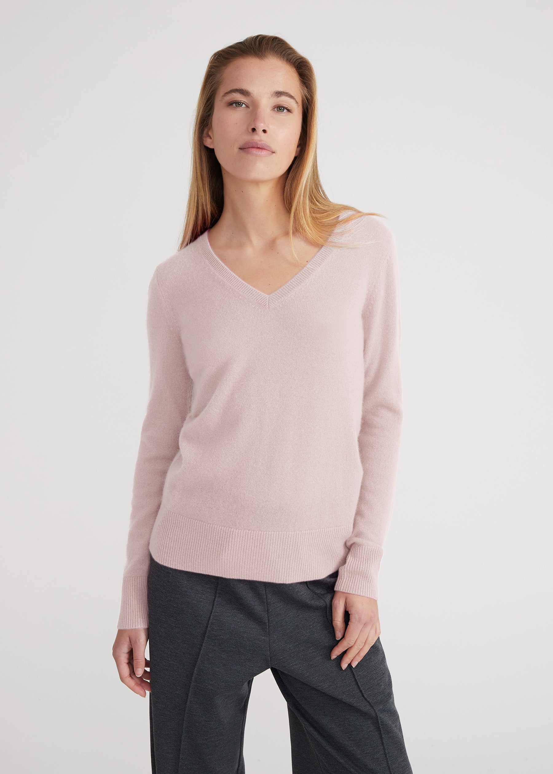 Vneck - pastel pink