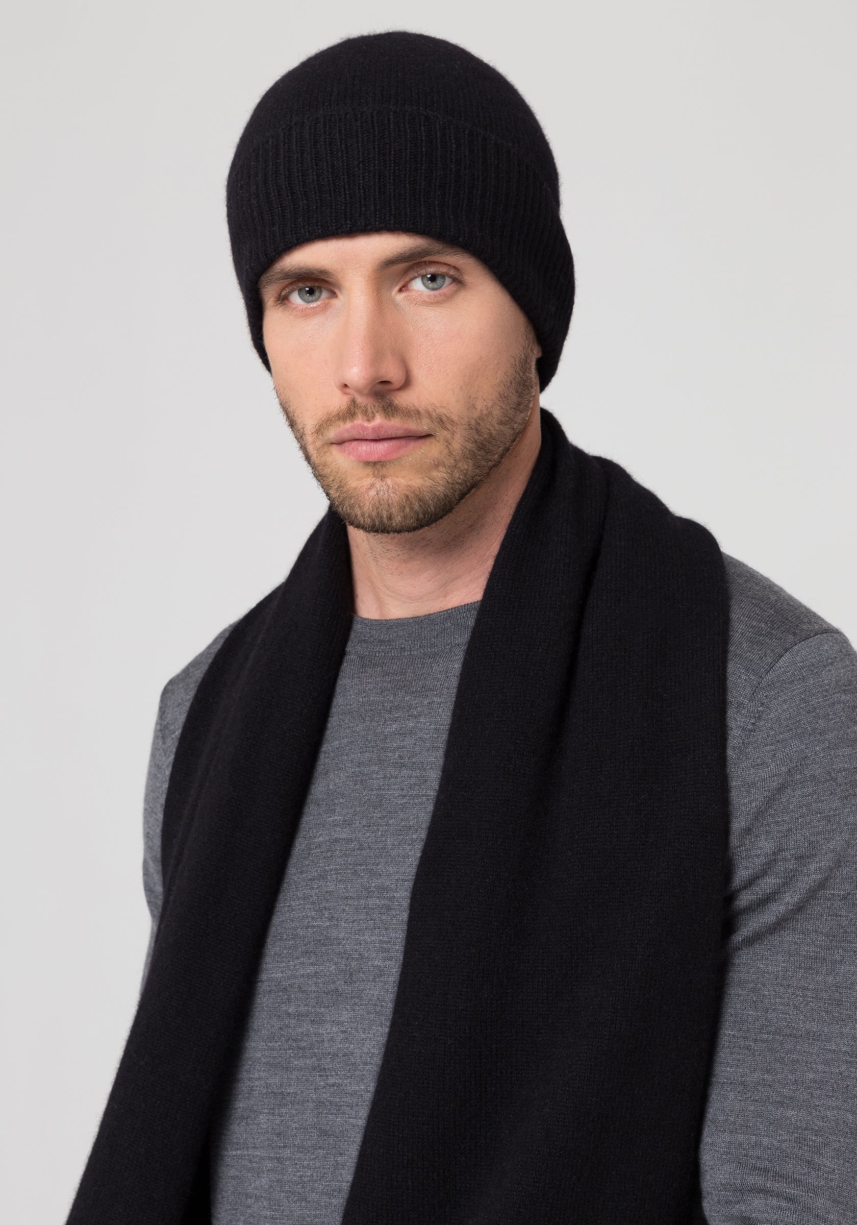 Sports Beanie - black
