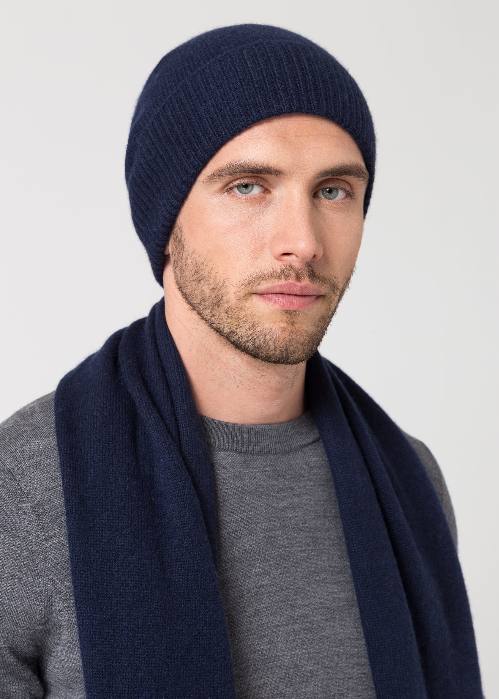 Sports Beanie - navy