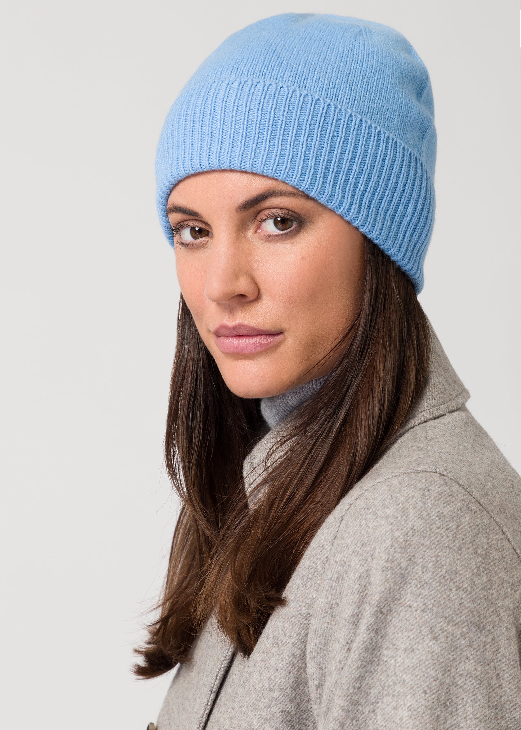 sports beanie - icy blue