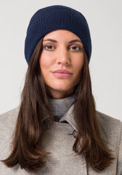 sports beanie - navy