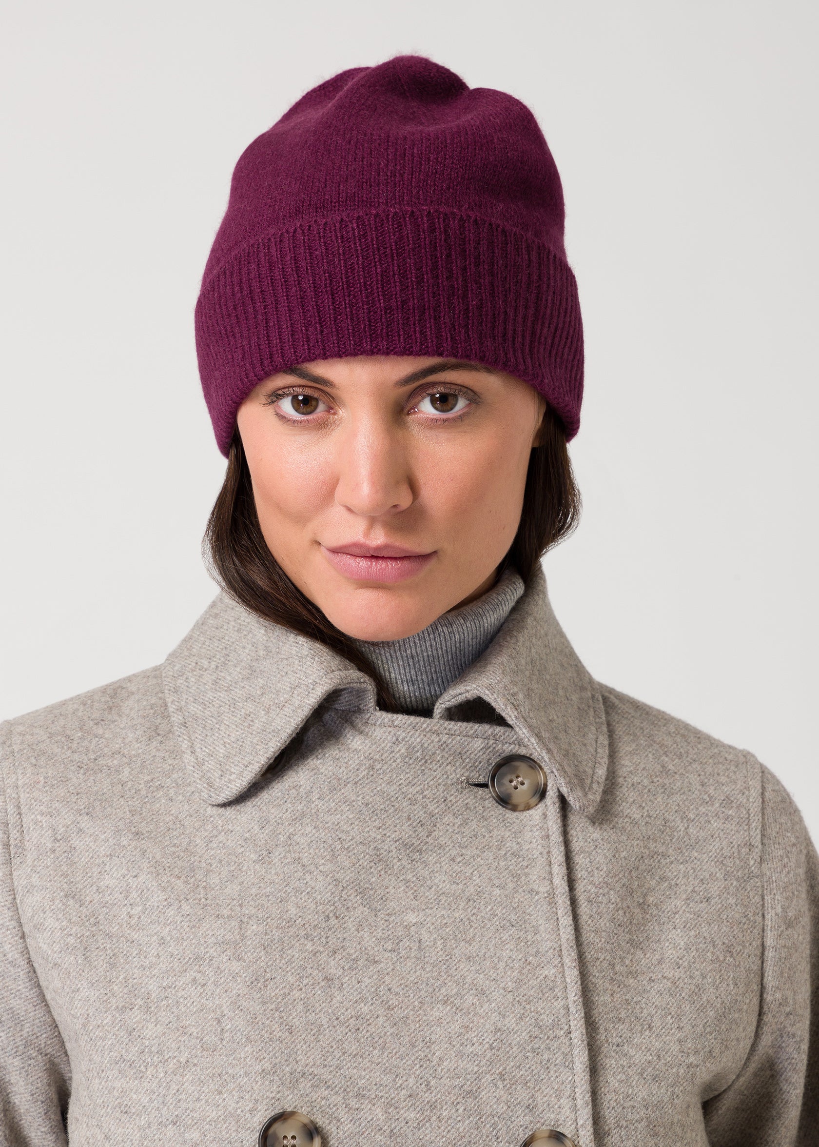 sporty beanie - plum