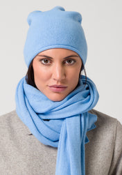 beanie - icy blue