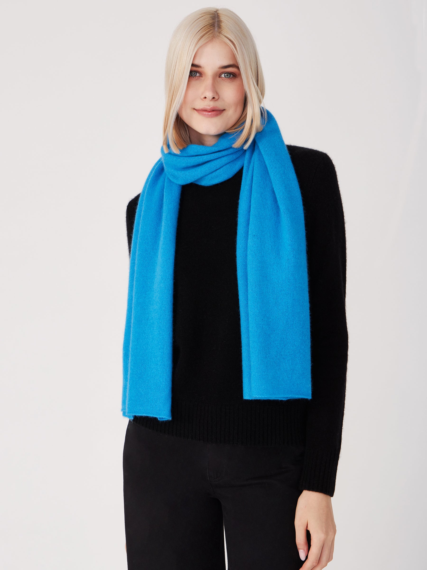 scarf - fancy blue