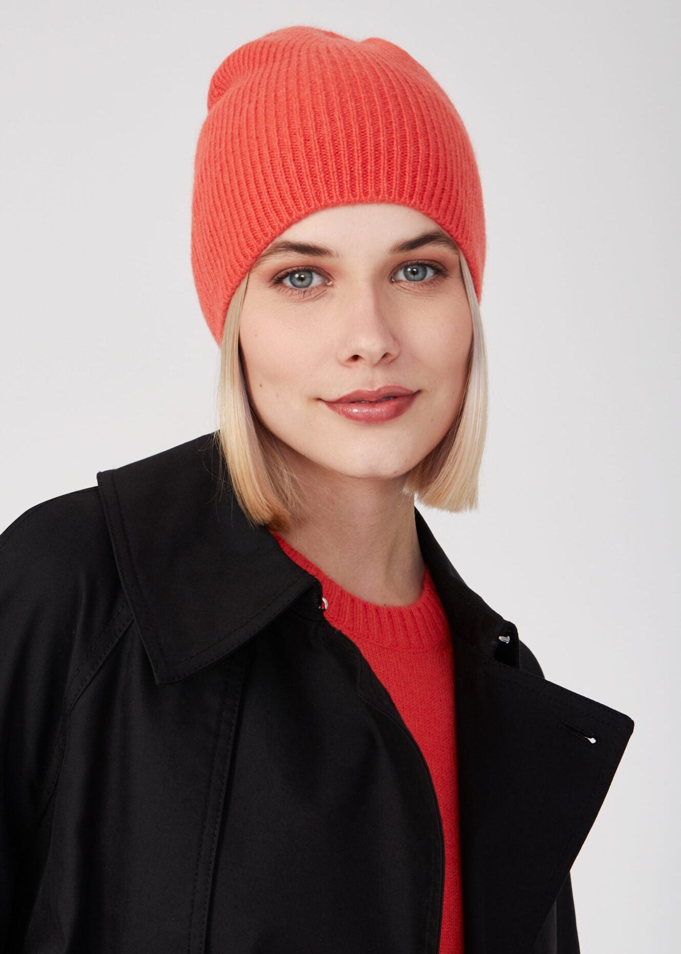 Ripped Beanie - marigold