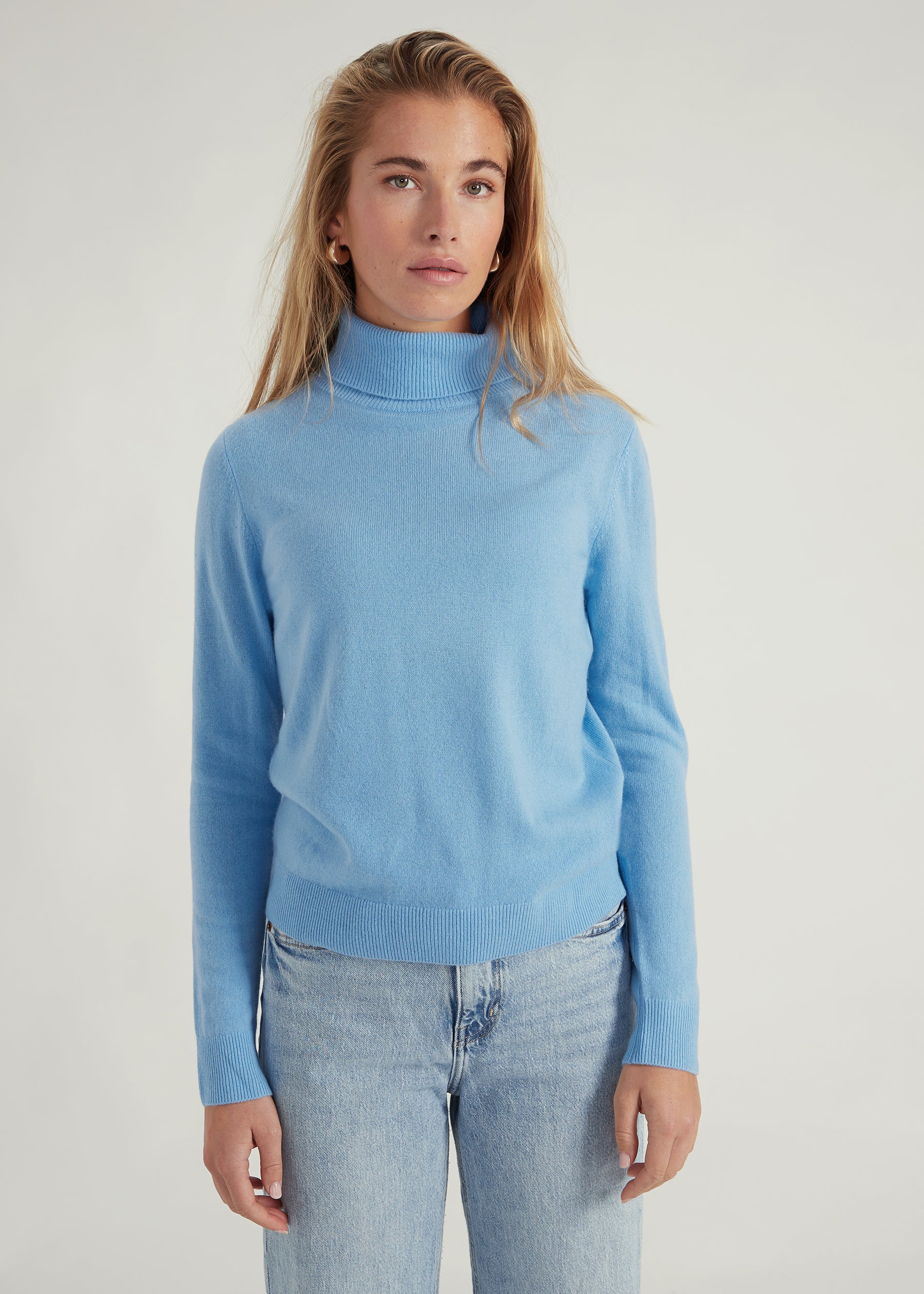 Classic Rollkragenpullover- icy blue