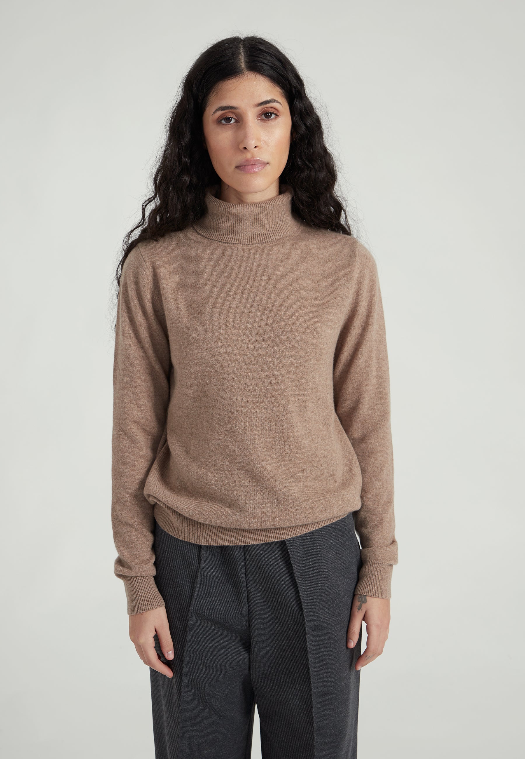 Classic Rollkragenpullover- nougat