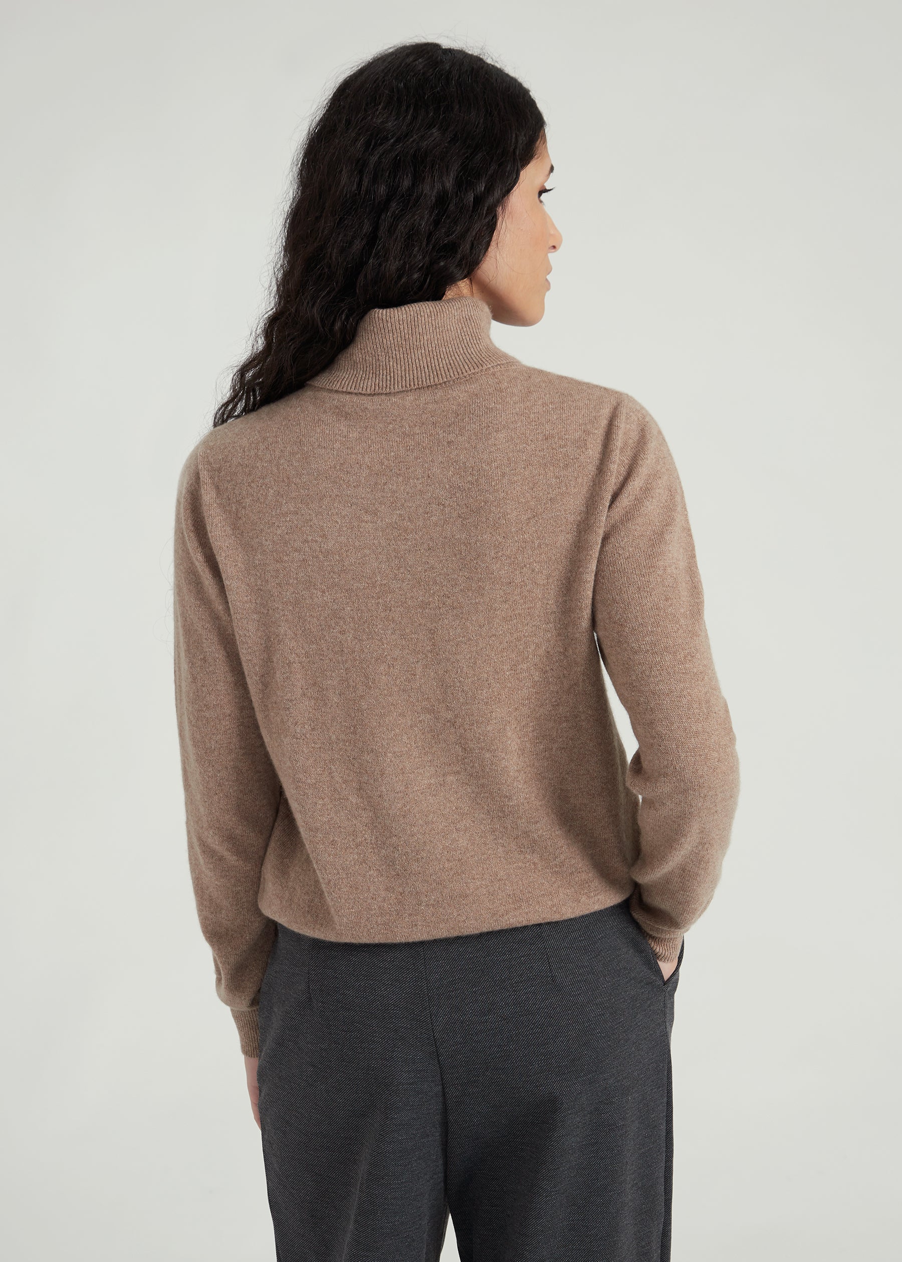 Classic Rollkragenpullover- nougat