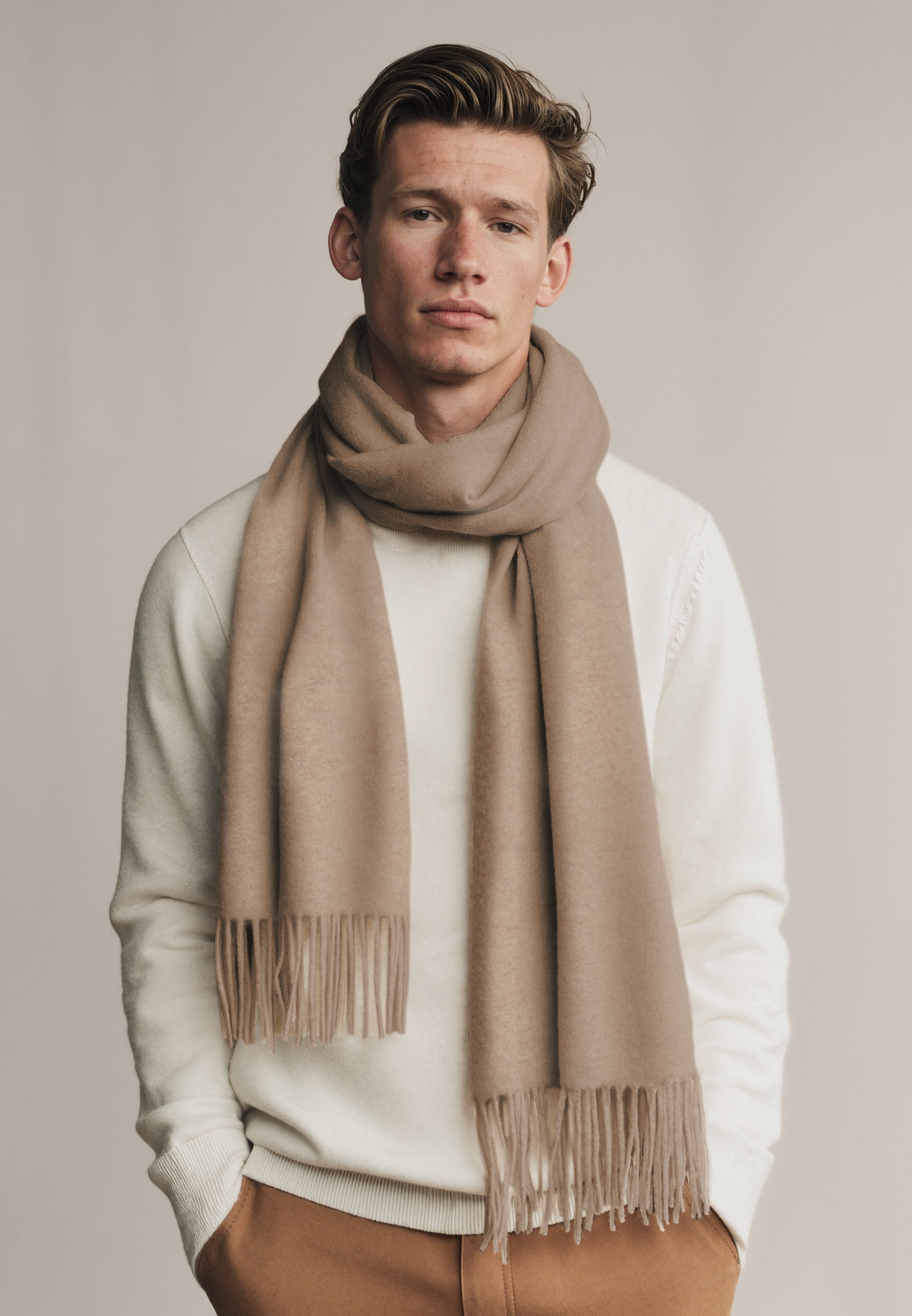 Unisex 100% Kaschmir Schal mit Fransen - camel melang