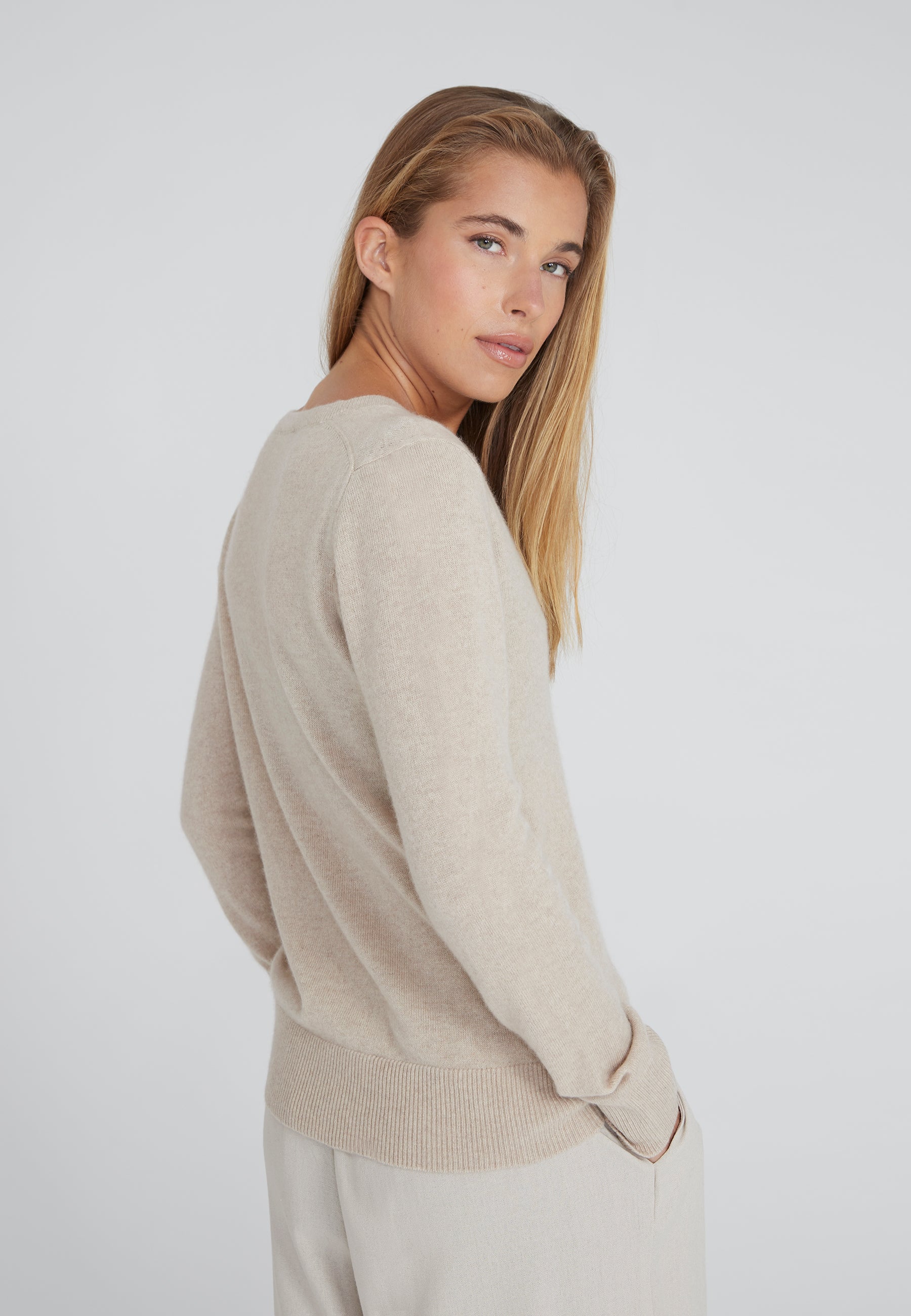 Vneck - sand