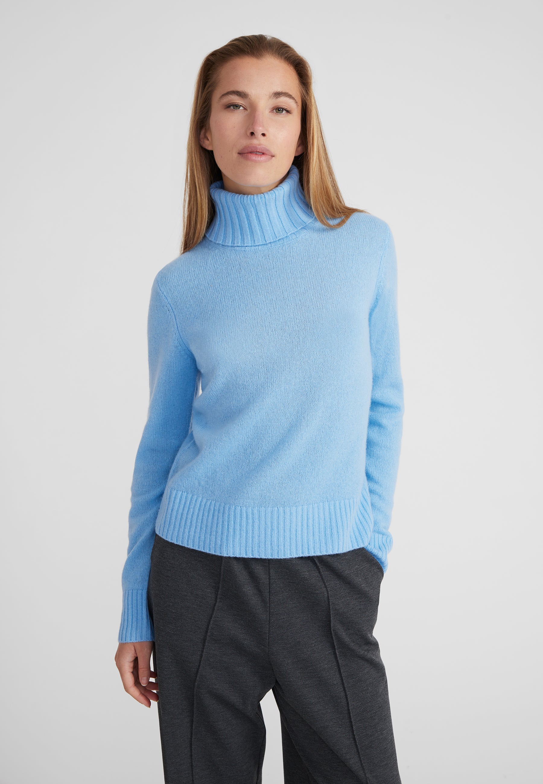 Regular Rollkragenpullover- icy blue