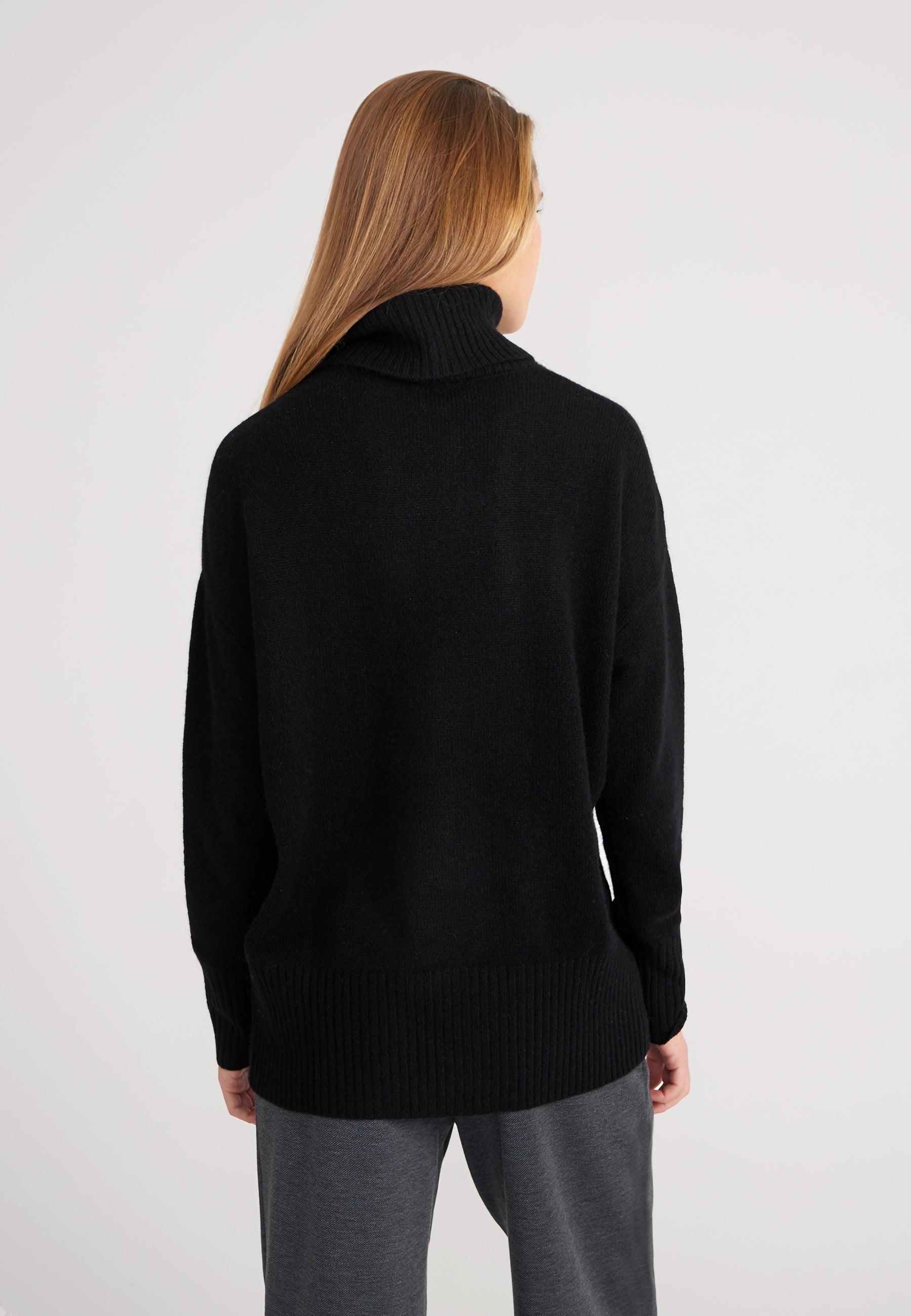 Oversized Rollkragenpullover- black