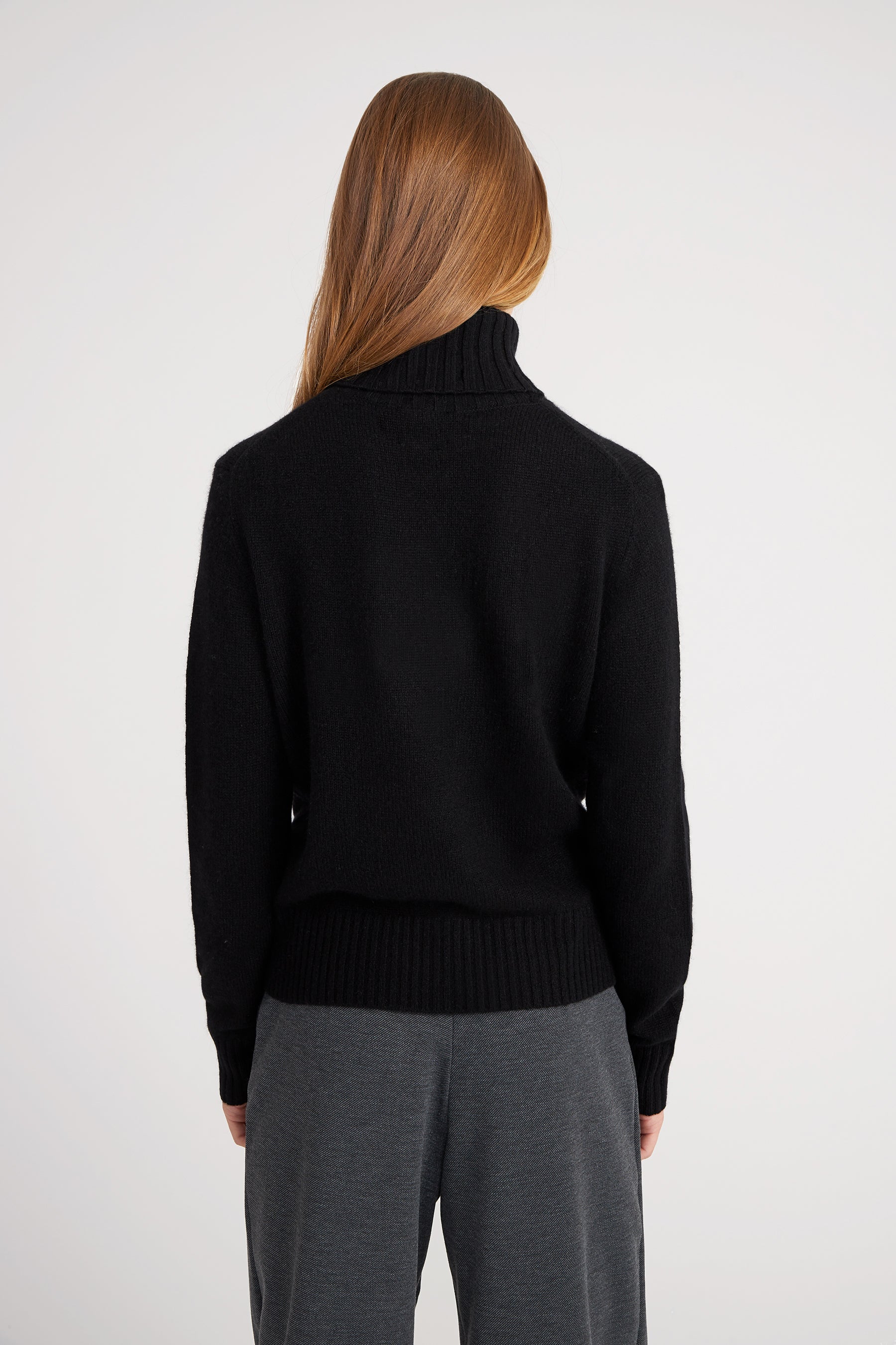 Regular Rollkragenpullover- black