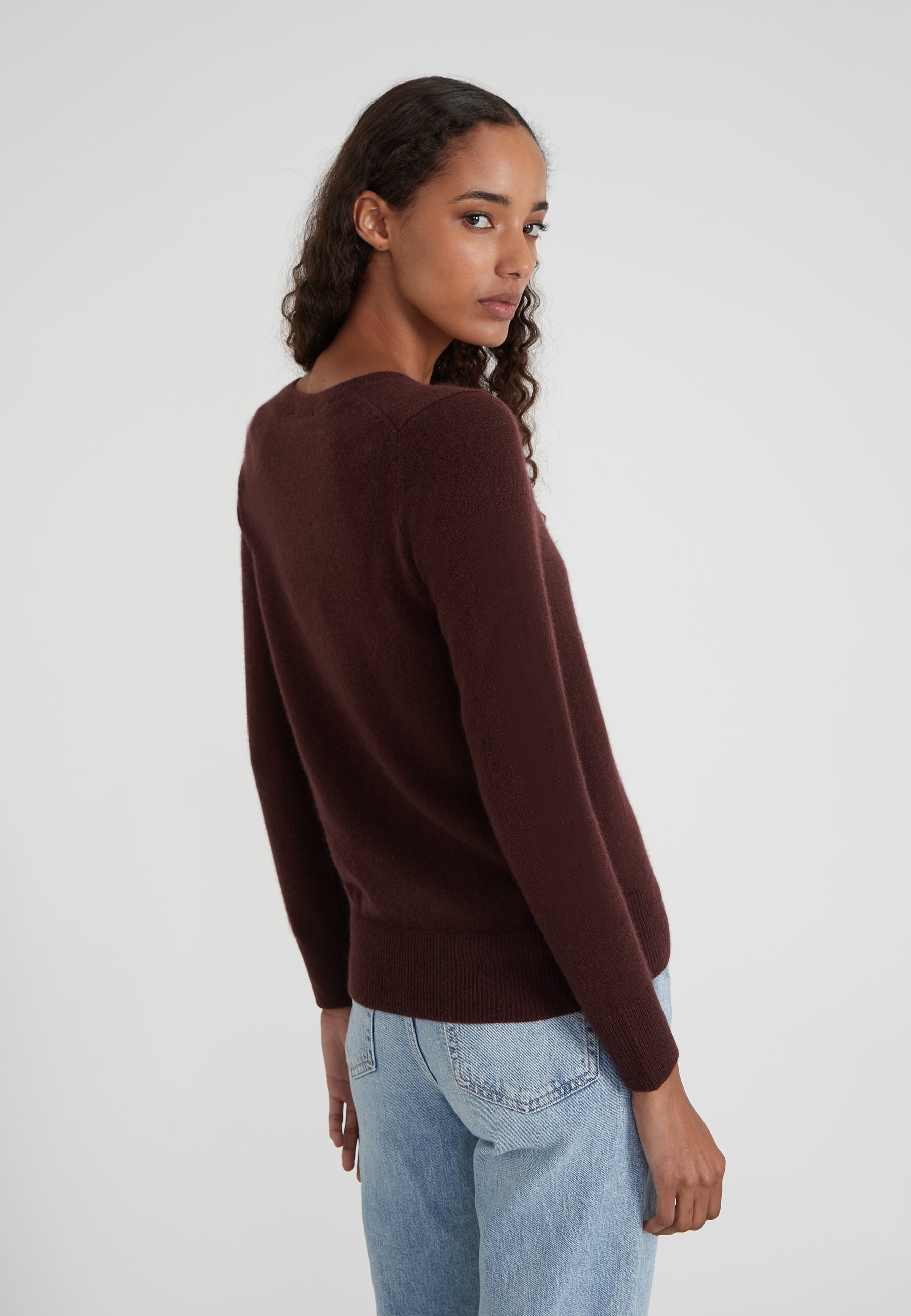 Vneck - chocolate
