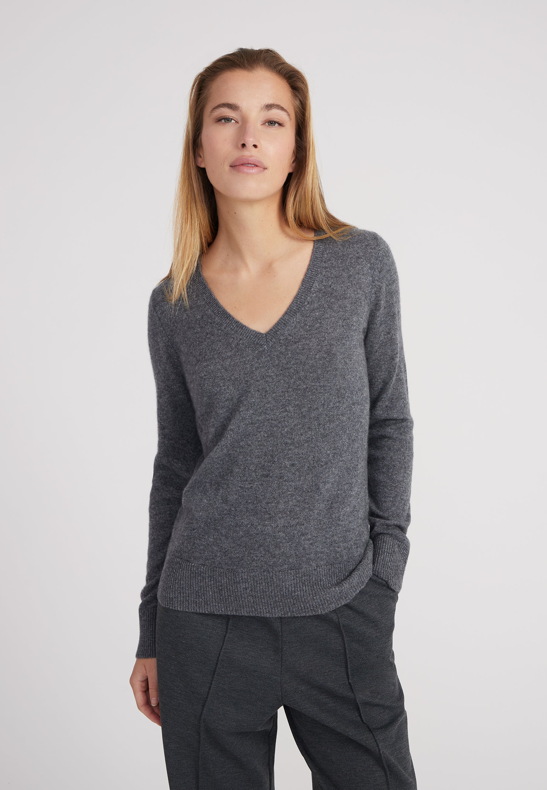 Vneck - grey melange