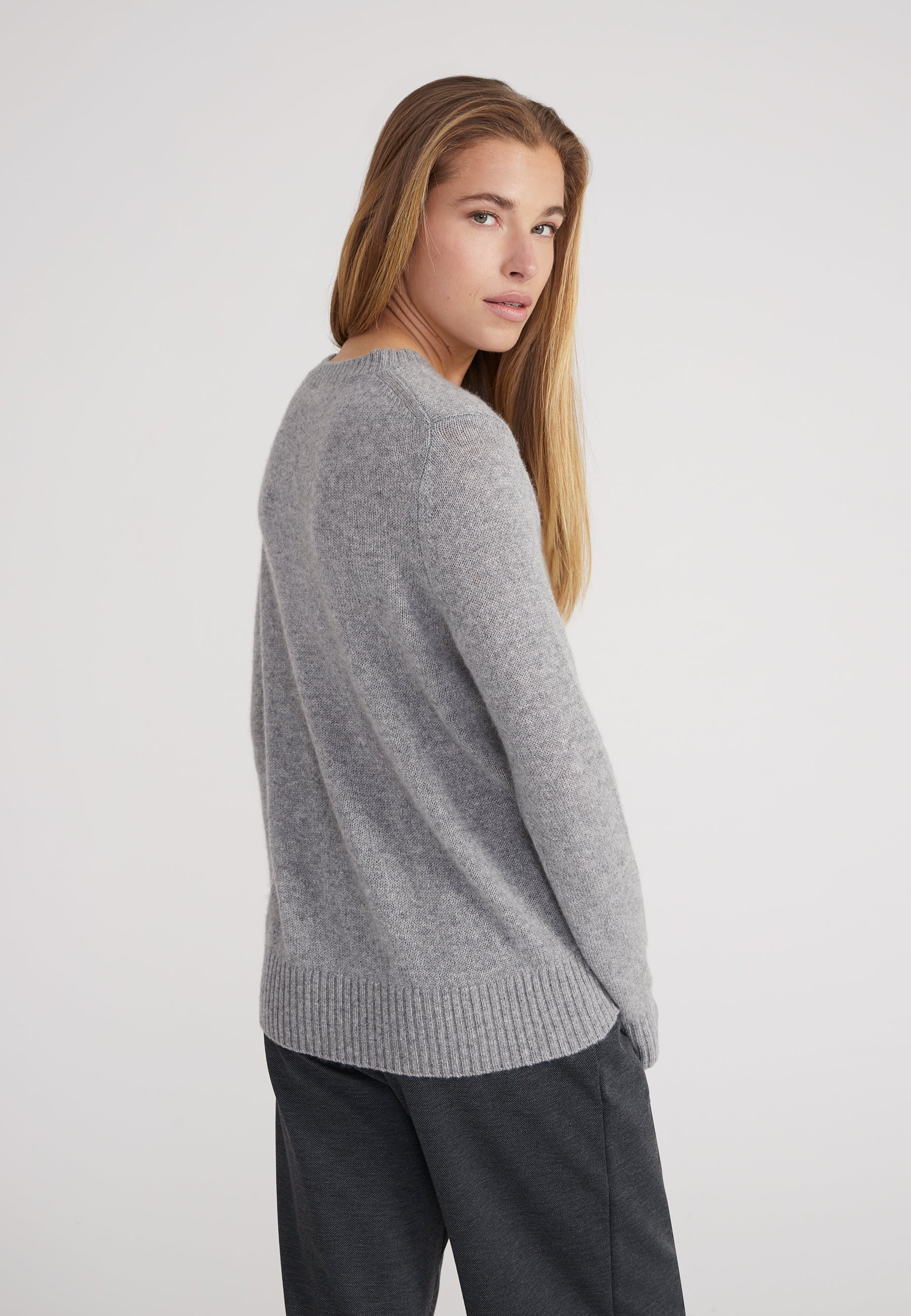 Rundhalspullover- light grey melange