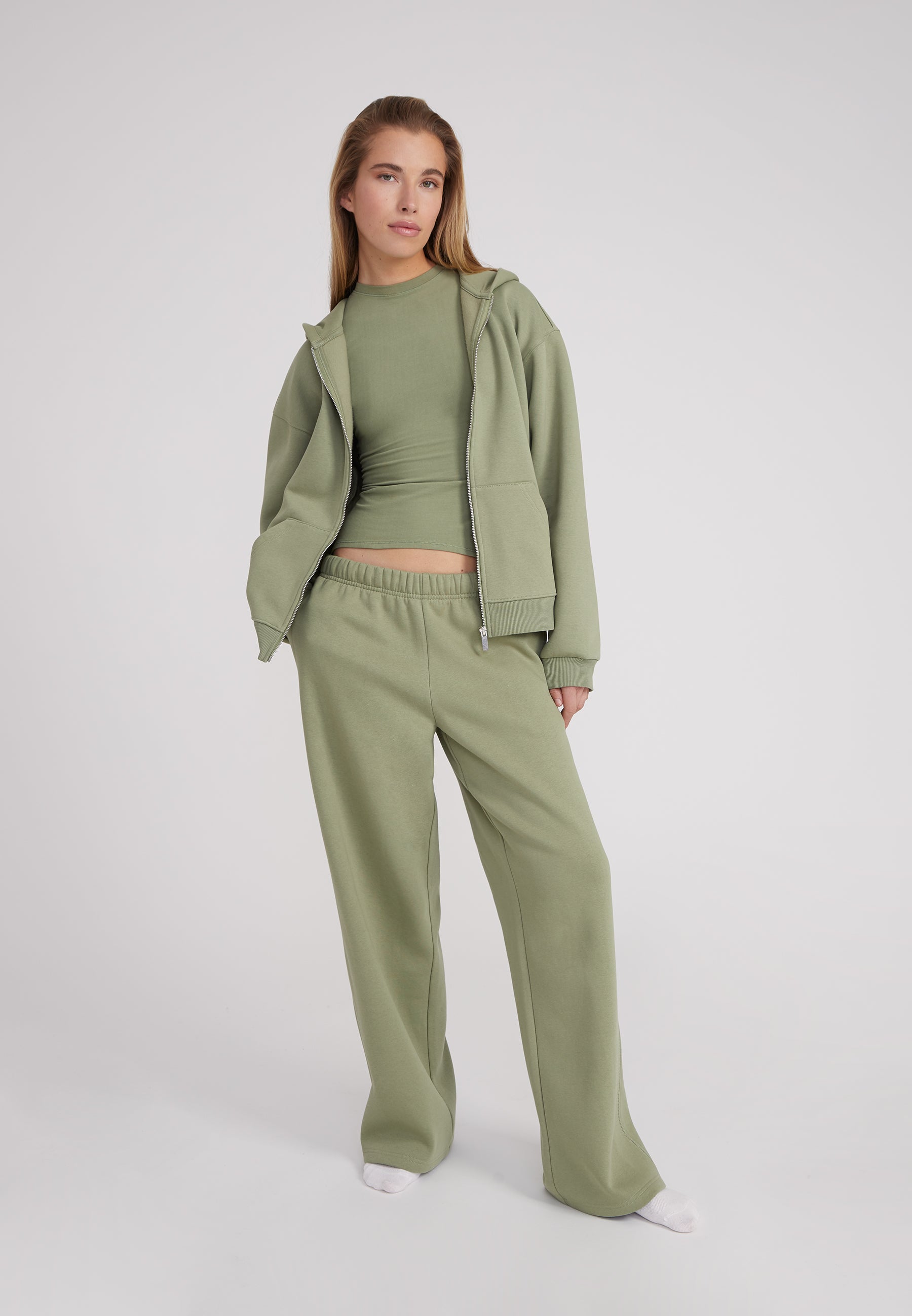 Sweatpants - olive