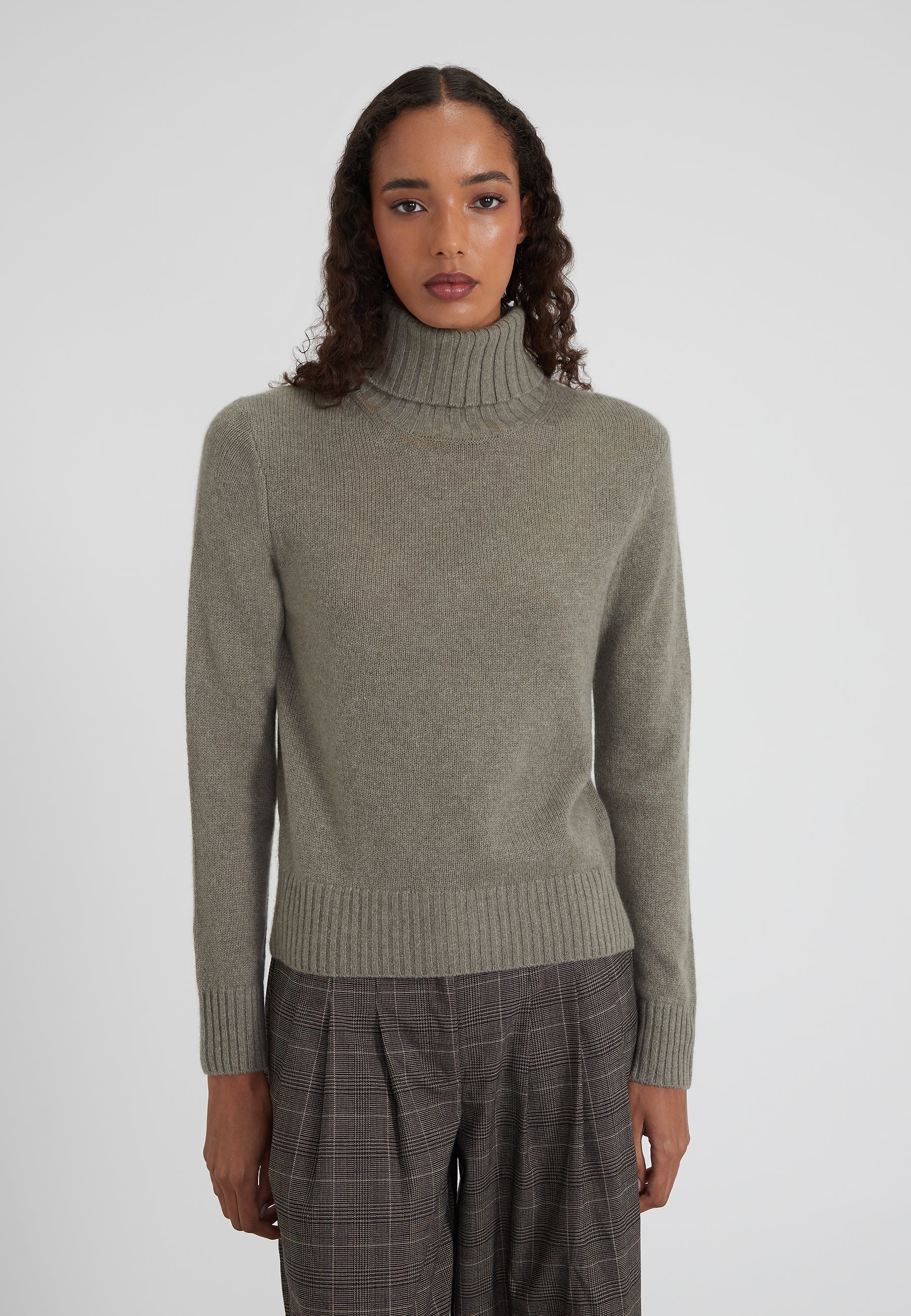 Regular Rollkragenpullover - olive melange