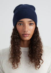 sports beanie - navy